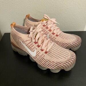 NIKE VAPORMAX FLYKNIT